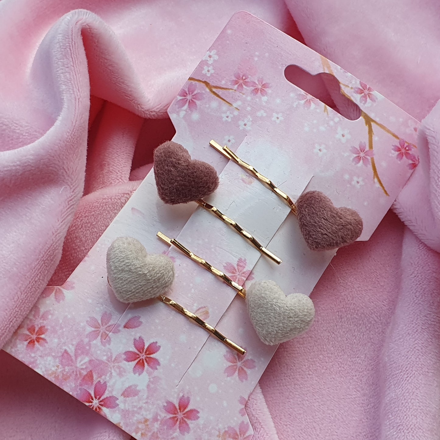 ΚΟΚΑΛΑΚΙΑ ΚΑΡΔΙΕΣ ΣΠΑΣΜΕΝΟ ΑΣΠΡΟ ΚΑΙ ΣΑΠΙΟ ΜΗΛΟ 30029