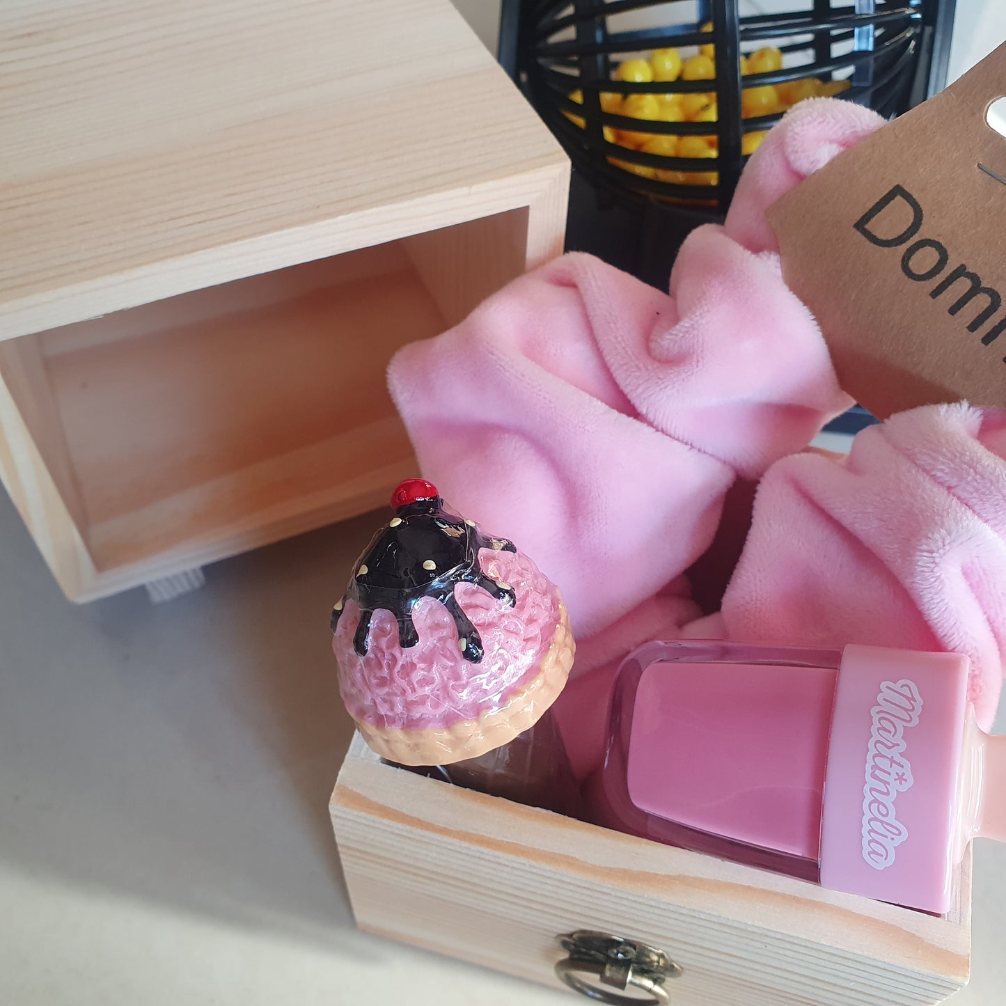 Surprise Mystery Box 1 for small girl. Κουτί μυστηρίου 1 για μικρά κορίτσια.