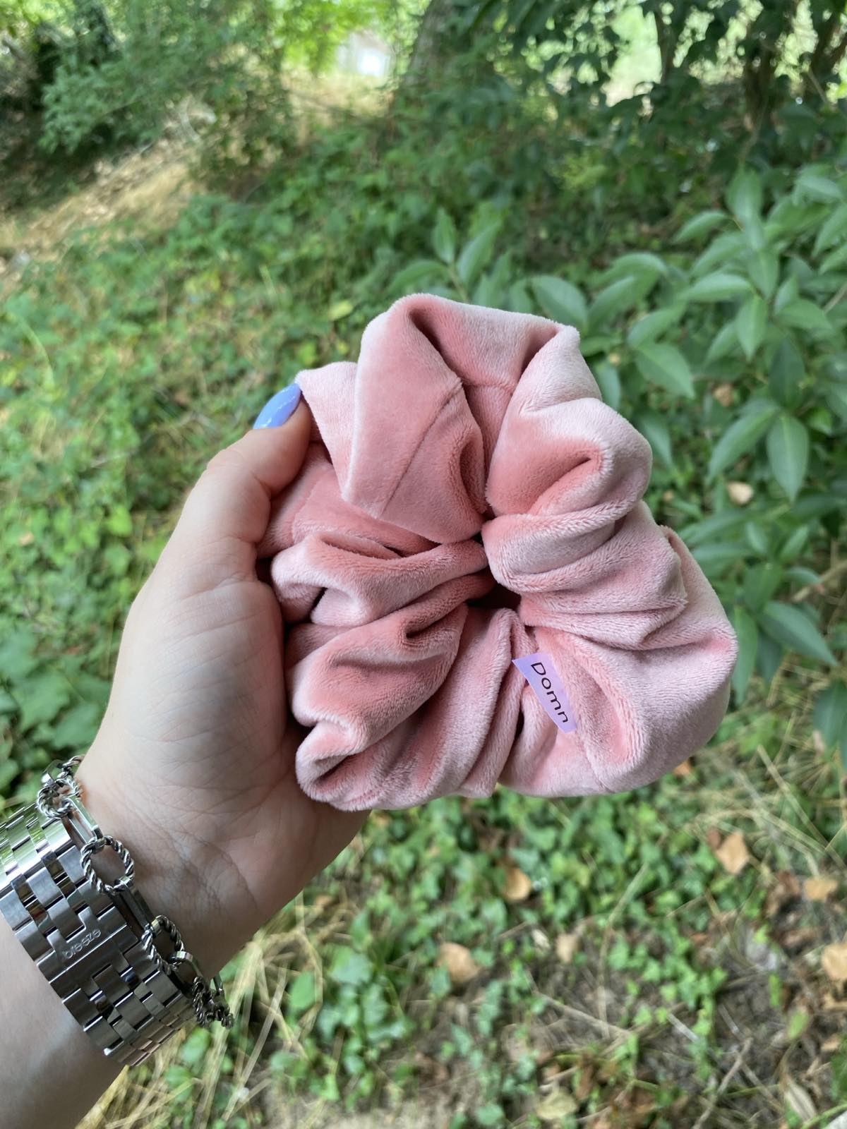 SCRUNCHIES ΒΕΛΟΥΔΙΝΑ ΡΟΖ ΣΑΠΙΟ ΜΗΛΟ 10006