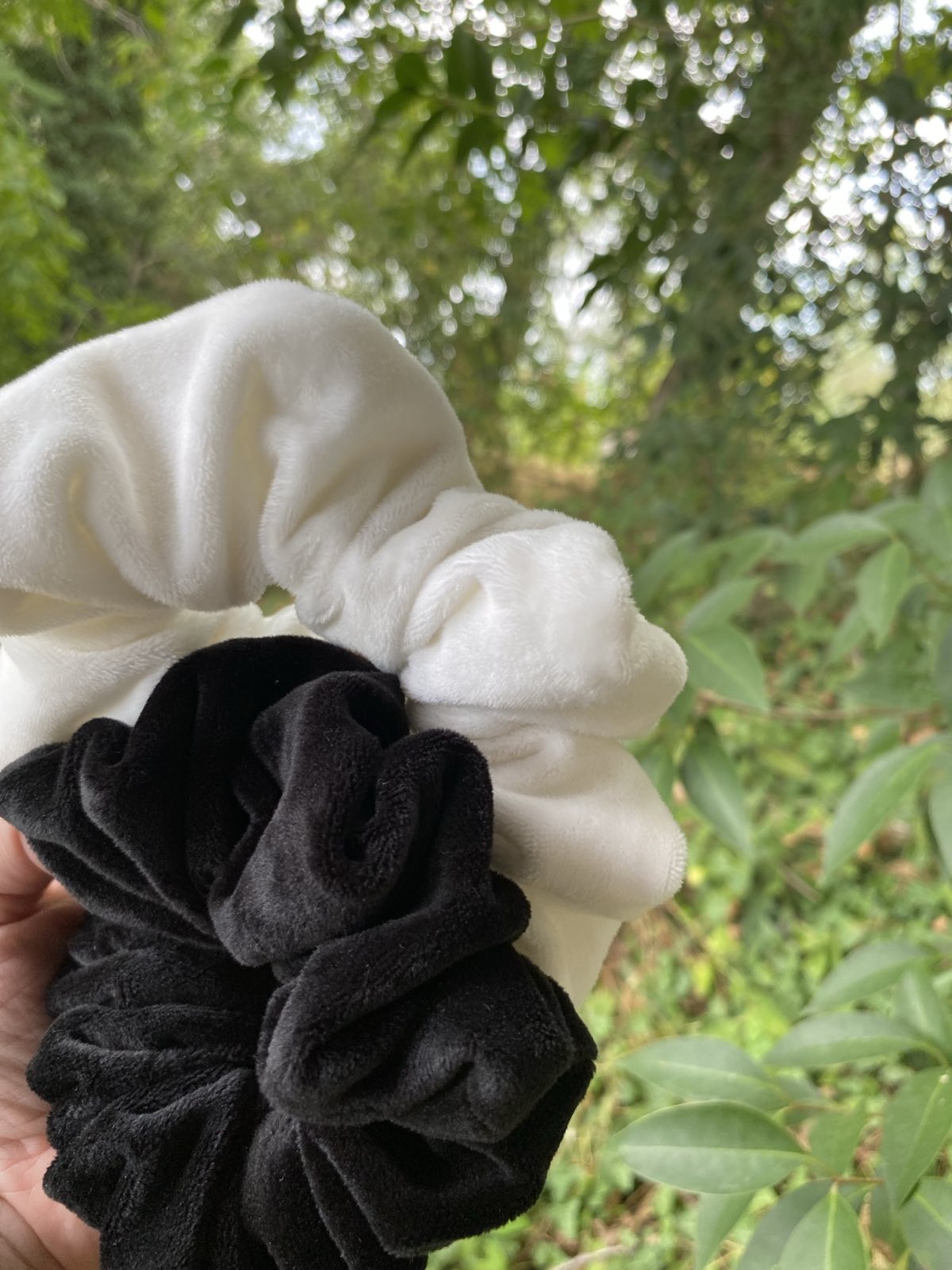 SCRUNCHIES ΒΕΛΟΥΔΙΝΑ ΛΕΥΚΟ 10003