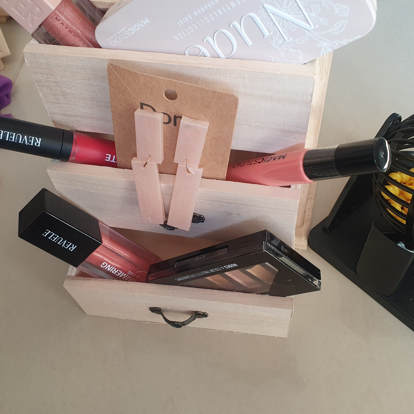 Surprise Mystery Box 3 for woman. Κουτί μυστηρίου έκπληξης για γυναίκες.