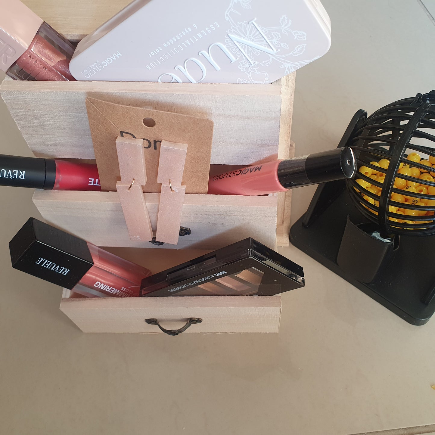 Surprise Mystery Box 3 for woman. Κουτί μυστηρίου έκπληξης για γυναίκες.